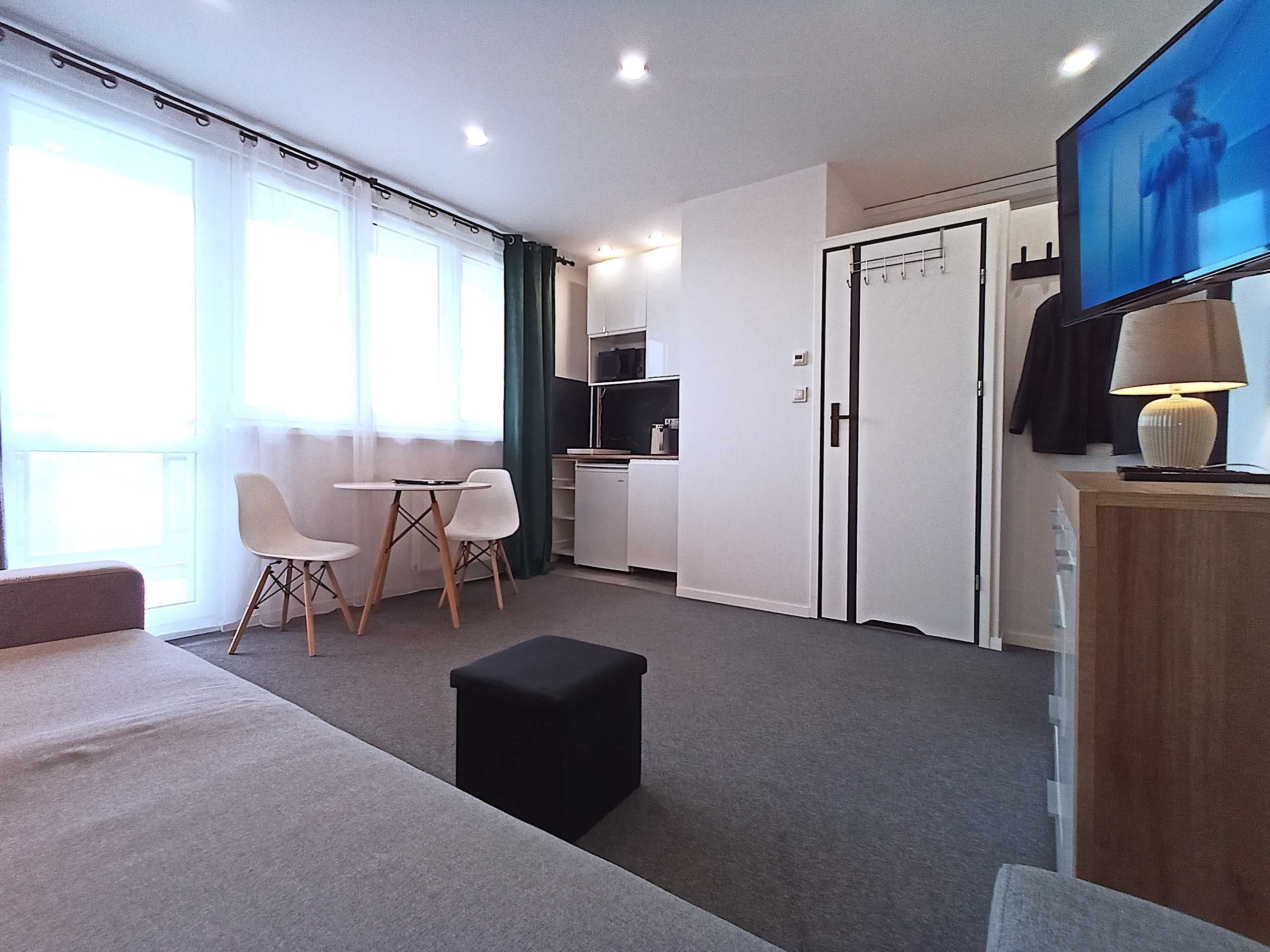 Kawalerka dla 2 osób | tramwaj | balkon | Wrocław | Rynek 10 min