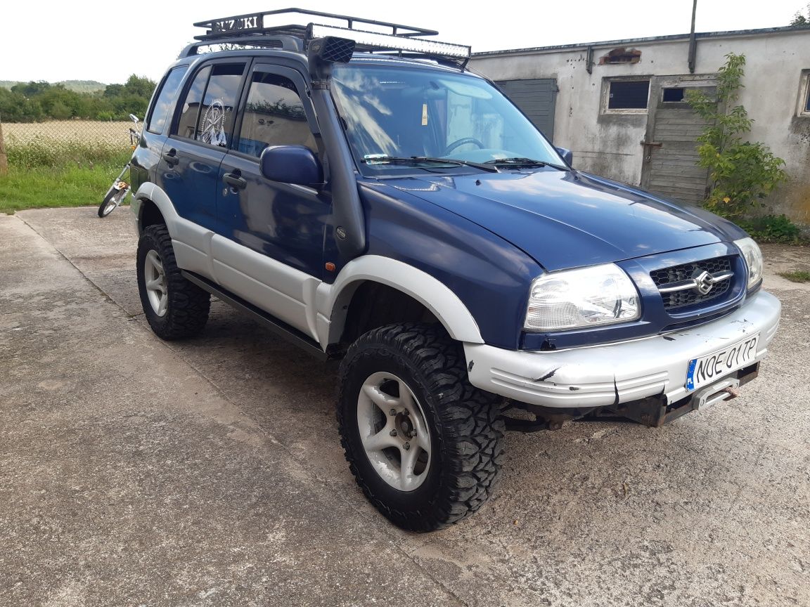 Suzuki Grand Vitara 1 2,5 V6 180tys.km Doinwestowana