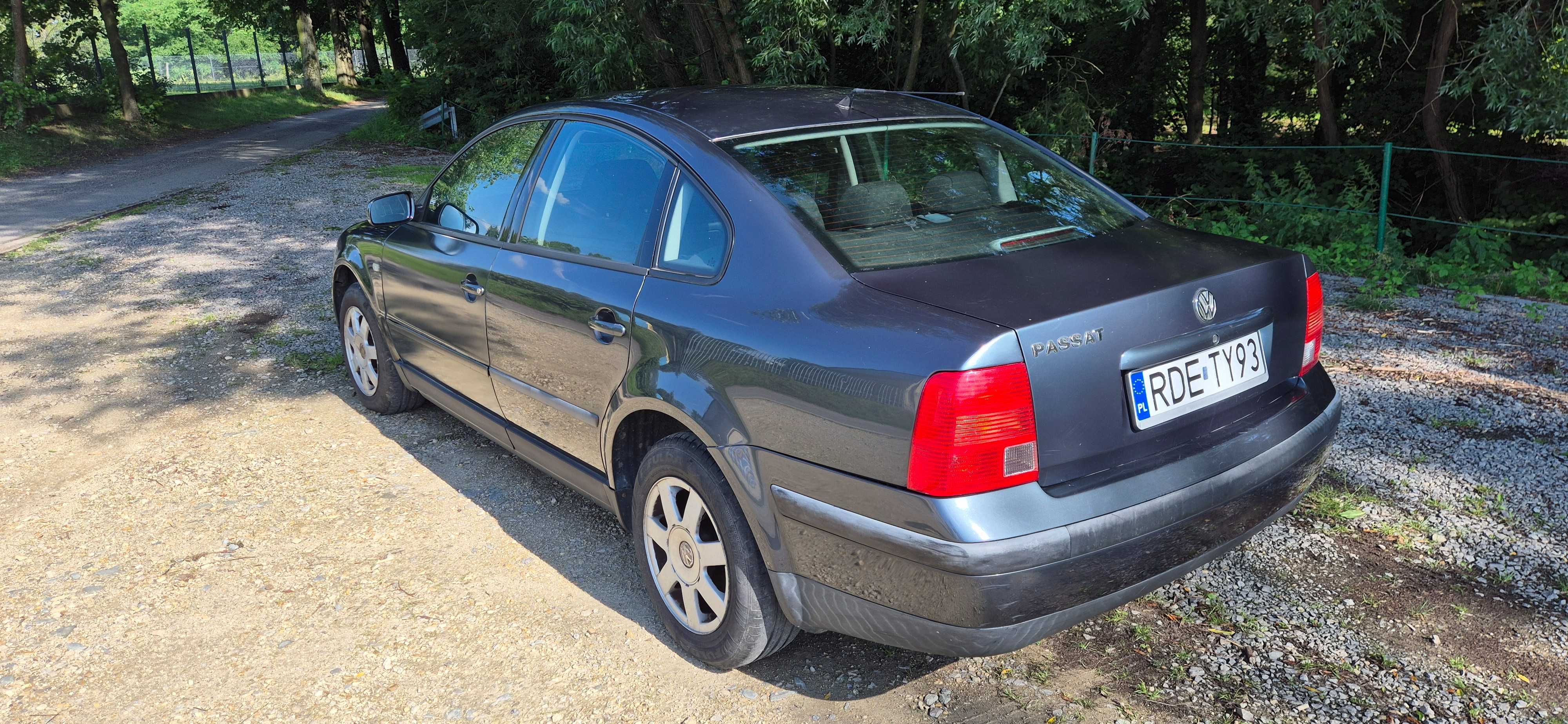 VW Passat B5 1.9 TDi 2000, kimatronik 13lat w jednych rękach
