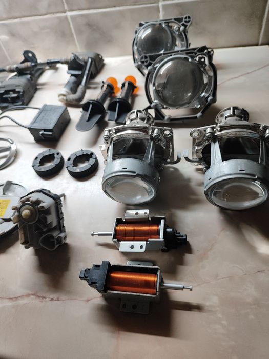 Мазда 6 GG, GH  фара блоки, кришки омивачі фар