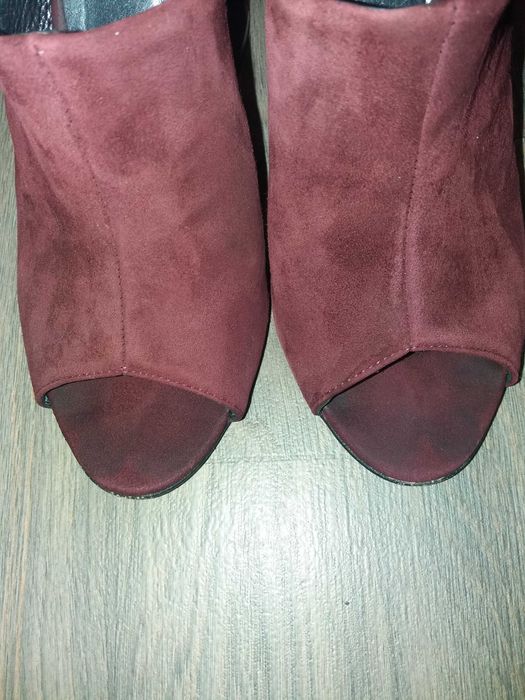 Шльопанці, мюлі, розмір 39