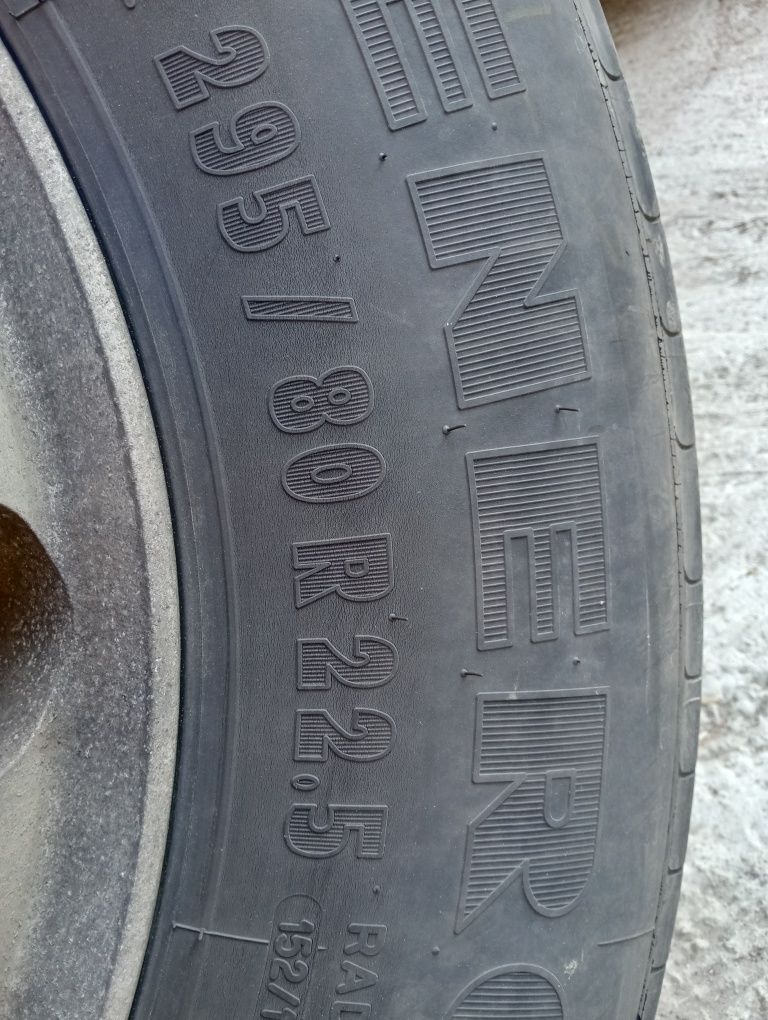 Шина 295/80r22,5 michelin