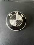EMBLEMAT ZNACZEK LOGO BMW maska 82mm e46 e36 e39 e60 e90 e92 e61 e61