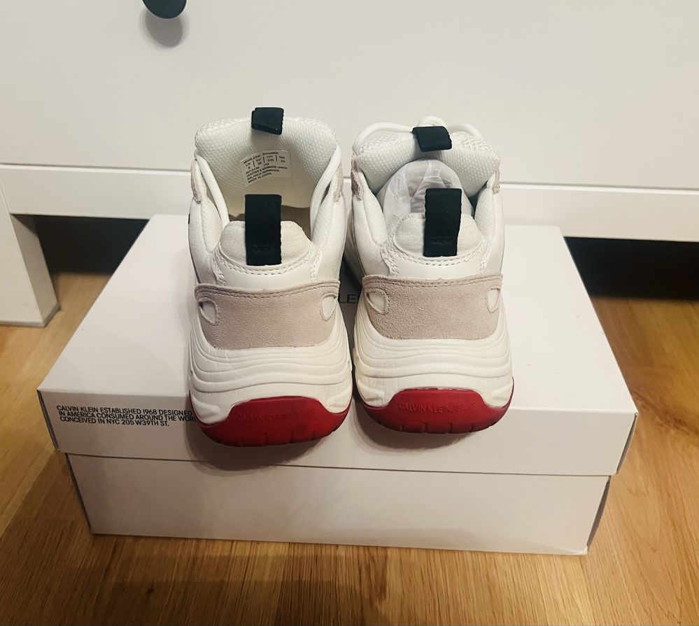 Buty damskie sneakersy wiosna oryginalne  36 Calvin Klein