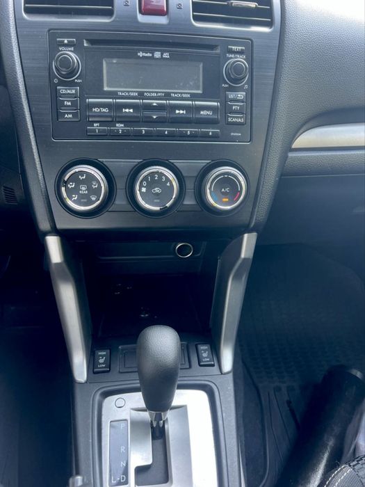 Субару форестер в отличном состоянии