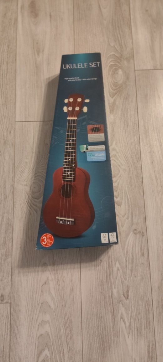 Sprawna gitara Ukulele