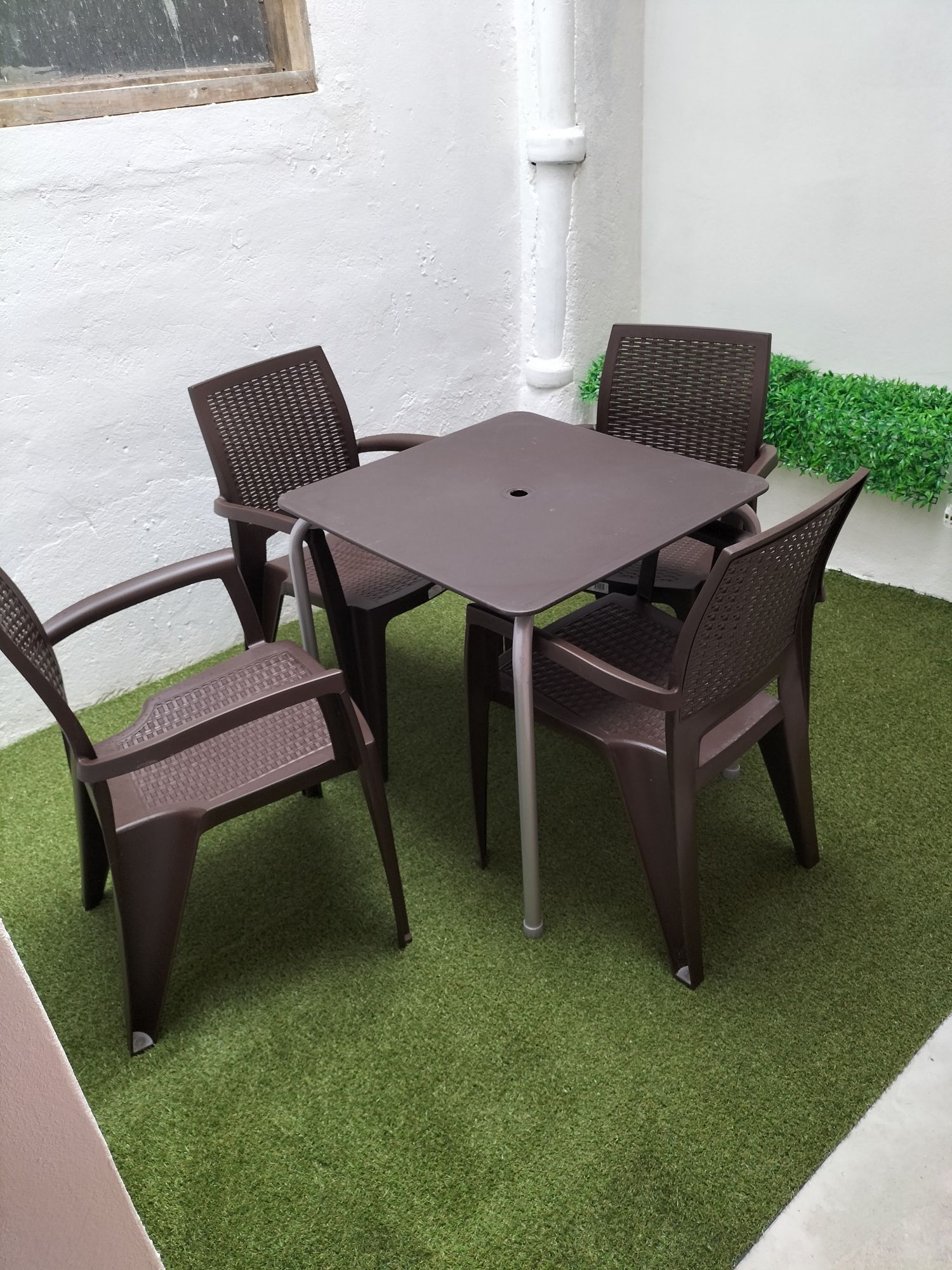 Alugo Apartamento T1