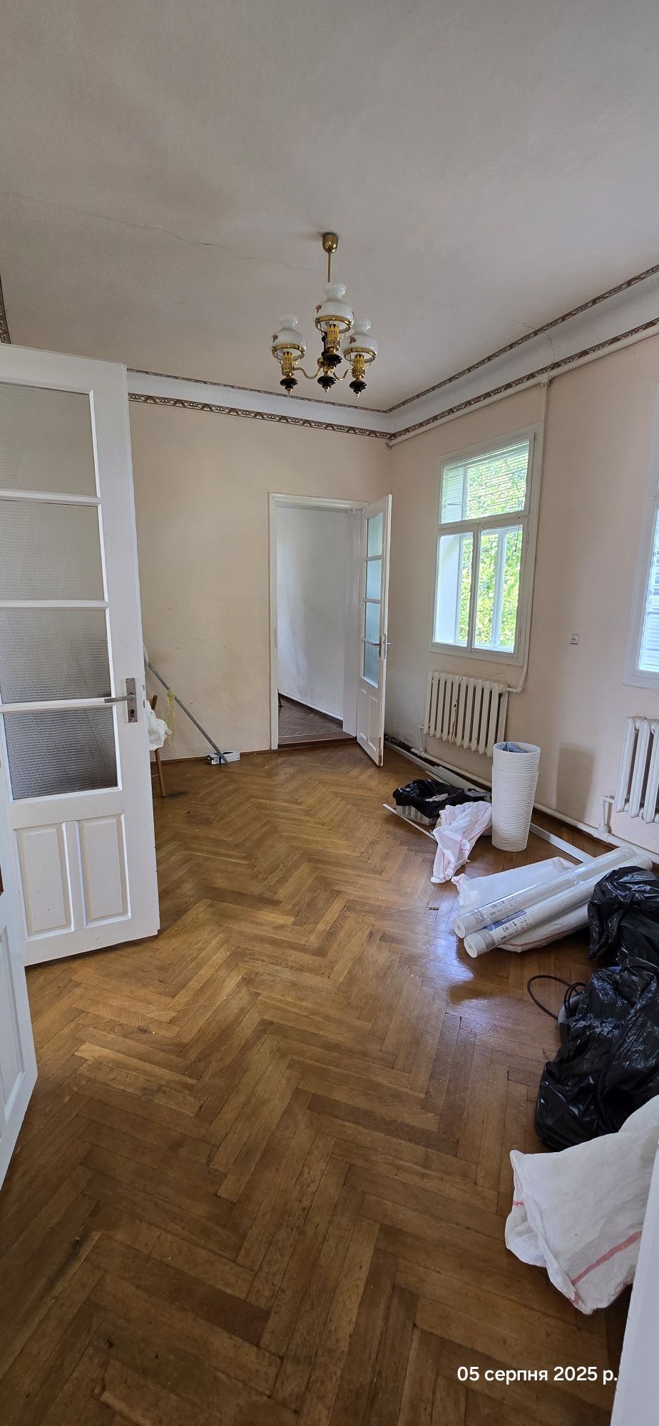 Продам  будинок хороший в Новоселиці