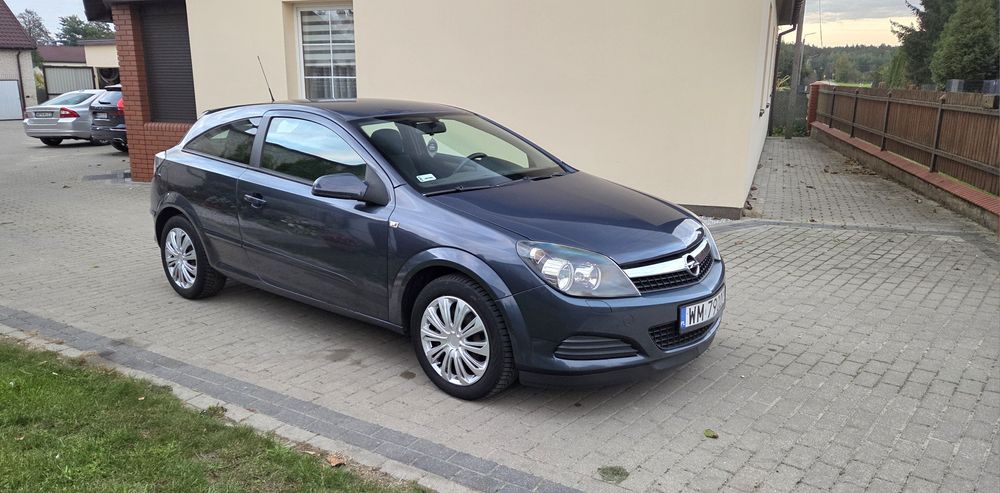 Opel Astra H GTC 2009 rok !!