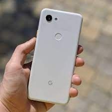 Смартфон Google Pixel 3a.