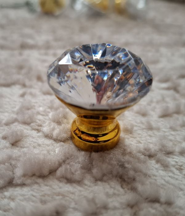 Gałki do mebli uchwyty do mebli złote srebrne białe