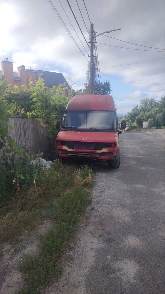 Продам Ldv convoy 2.4  грузовой