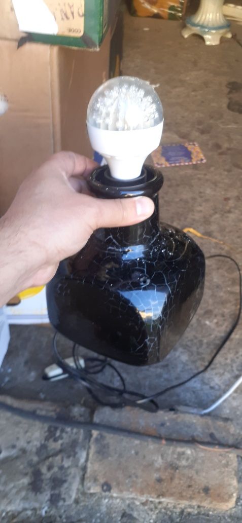 Lampka ceramiczna czarna