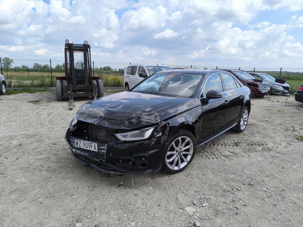 Audi A4 B9  2.0 T 150 PS lekko uszk okazja
