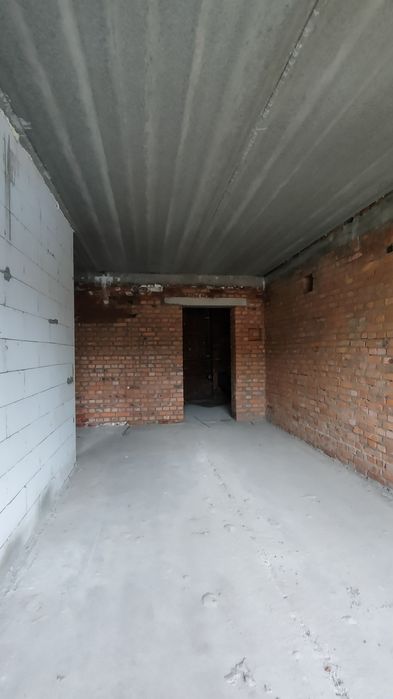 Простора Євро 2кк, Є з ДВОРОМ єОселя-ТАК, оформлення 2%, не 12%