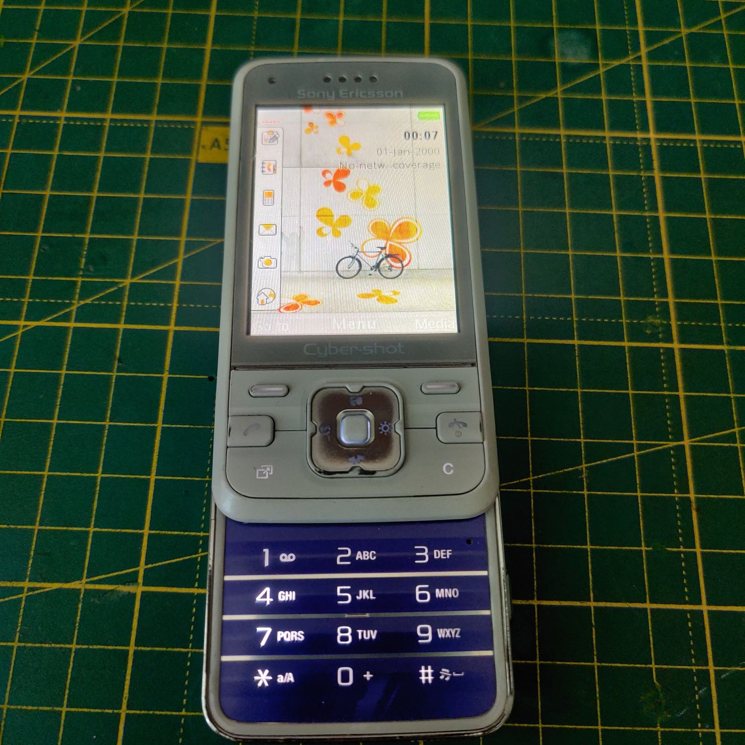 sony ericsson cyber shot c903