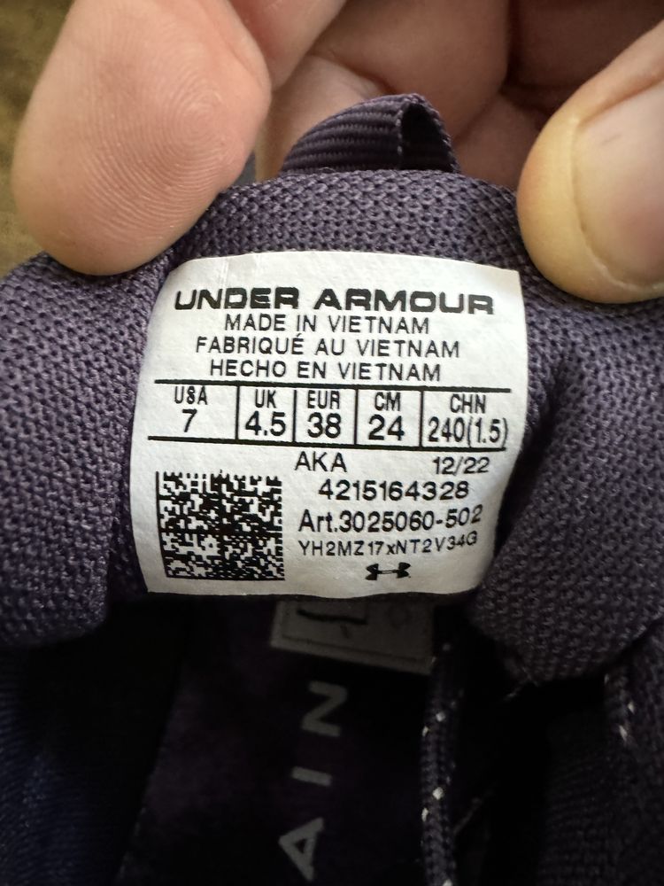 Кросівки жіночі Under Armour W Charged Aurora 2. Оригінал. (23,5см)