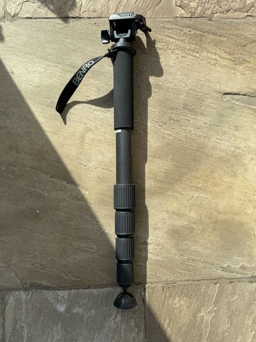 Monopod firmy Benro z głowicą obrotową