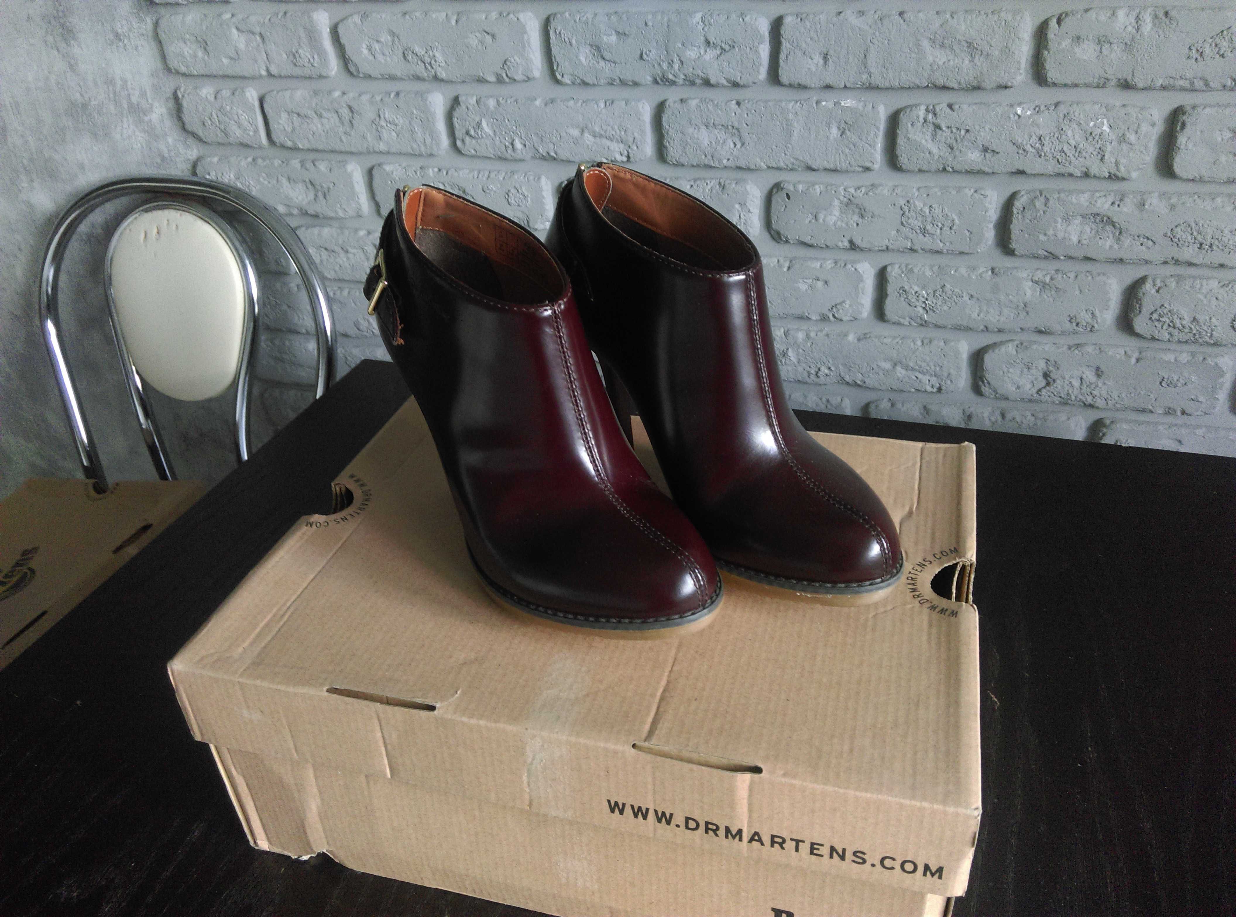 Ботильйони Dr Martens