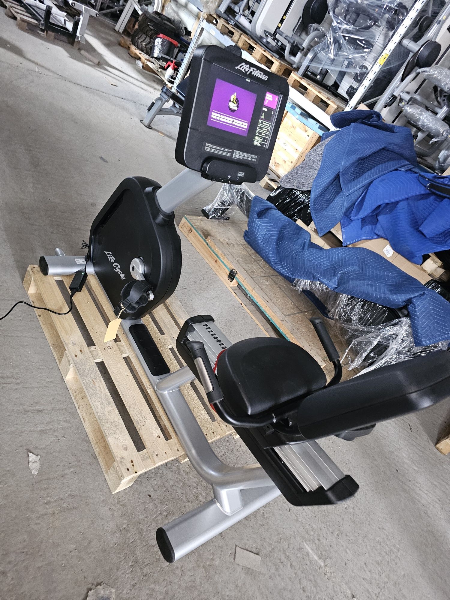 Rower Poziomy Life Fitness Recumbent Integrity SE3 Full HD NOWY