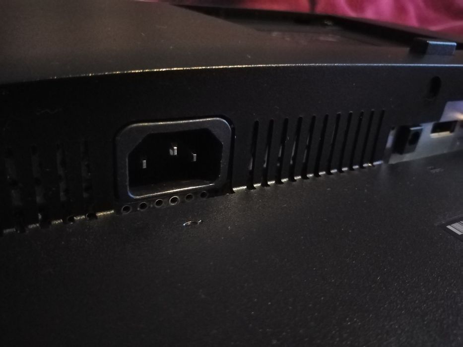 Monitor DELL 23 polegadas FullHD