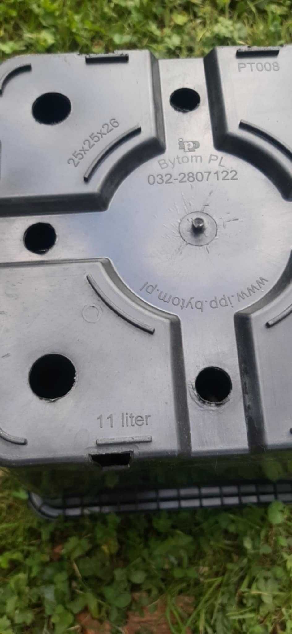 Sprzedam doniczki 11 litrów