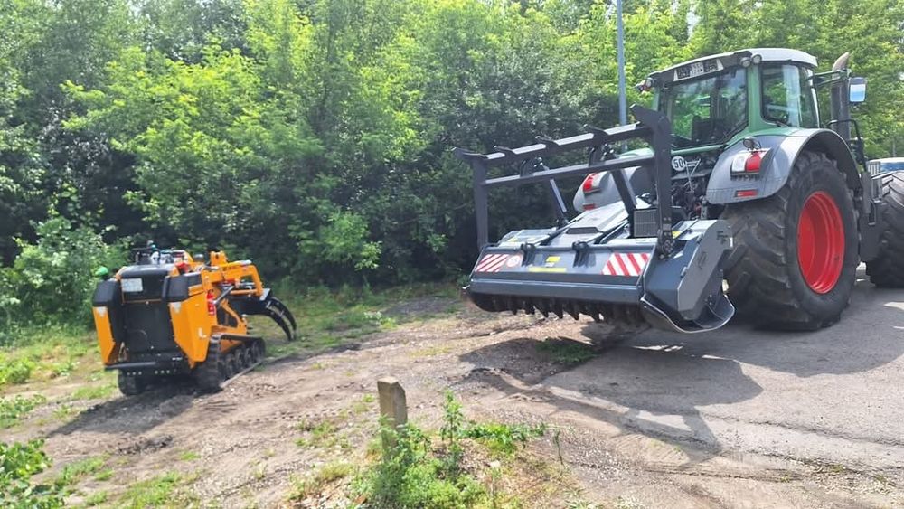 Mulczowanie,Wycinka drzew,Czyszczenie działek Mulczer Wgłębny Leśny