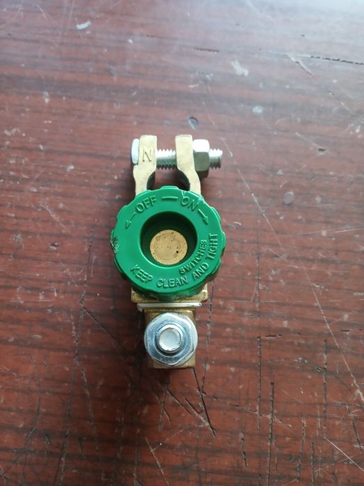 Вимикач маси механічний.