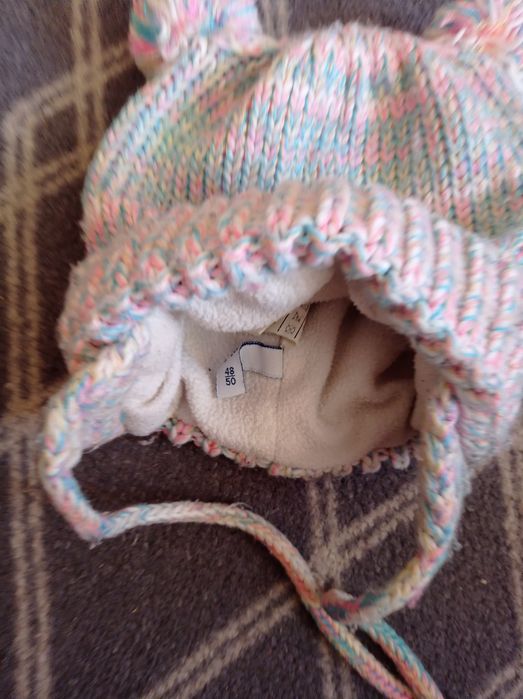 Czapka dla dziewczynki w rozmiarze 48/50. 5.10.15