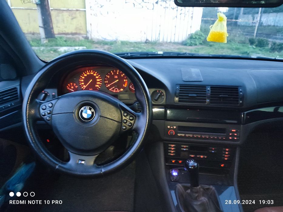 ...Продам Беху Е39...