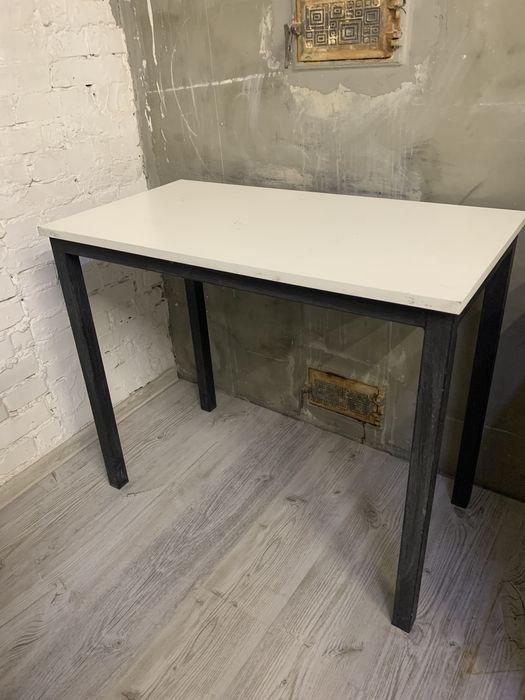 Стол для швеного цеха обеденый стол металический