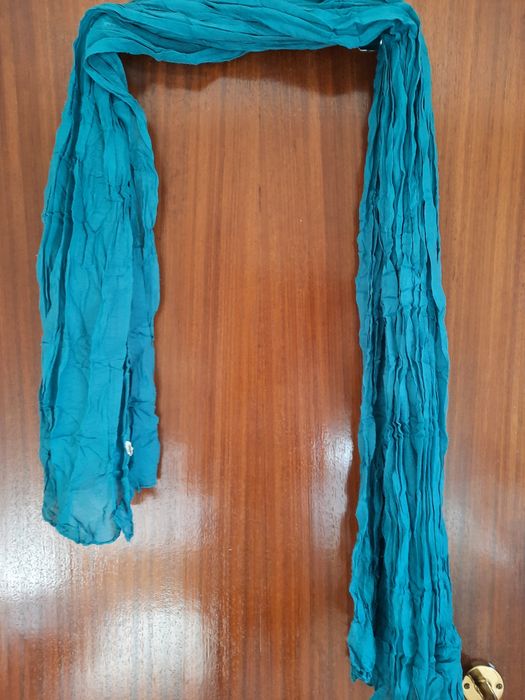 Echarpe Parfois seda. Com etiqueta. Echarpe azul