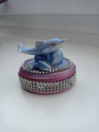 Szkatułka porcelanowa na biżuterię morska delfiny