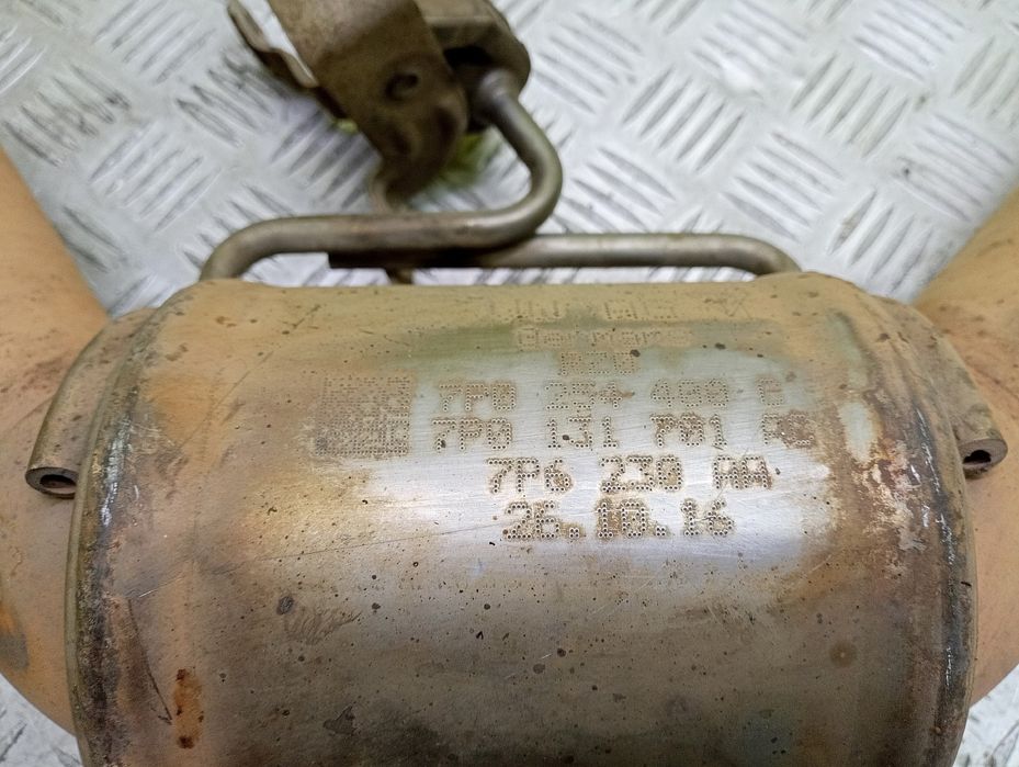 Каталізатор Touareg FL Каталызатор Туарег ФЛ Розборка Шрот