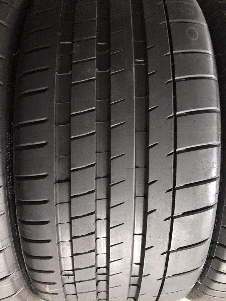 235/35/20 R20 Michelin Pilot Super Sport 4шт