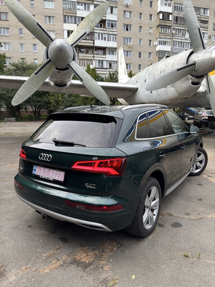 Audi Q5 2017 рік