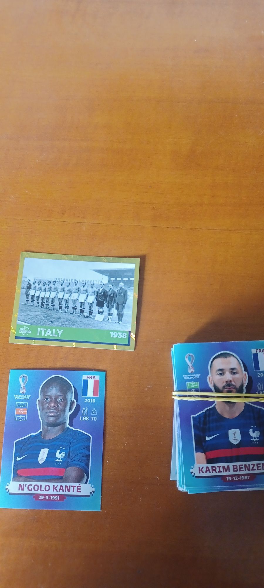 Figurinhas douradas do mundial 2022
