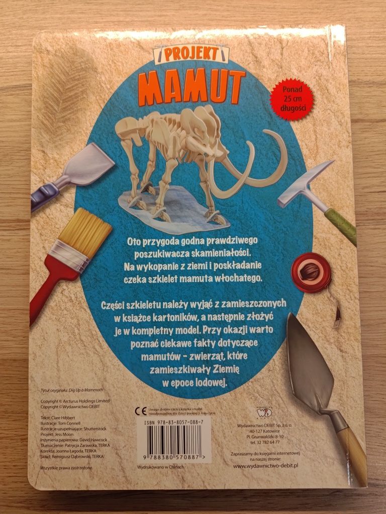 Książka z modelem do składania Projekt Mamut