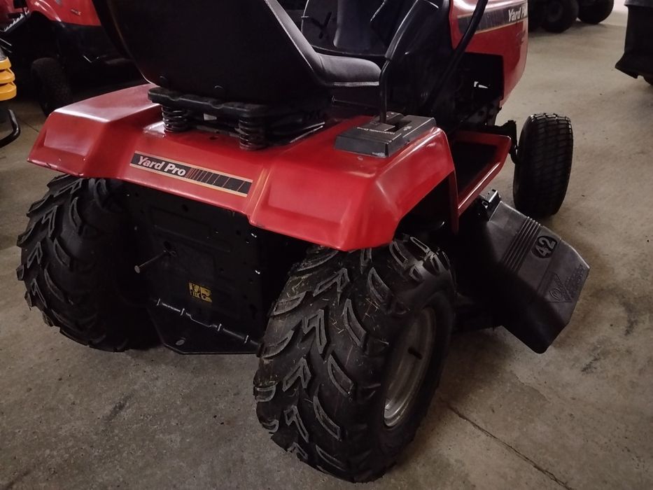 Kosiarka Traktorek Husqvarna Yard Pro