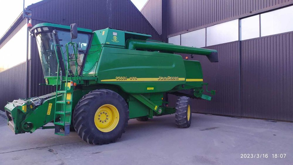 John Deere 9560i WTS (2005) – profesjonalny sprzęt rolniczy