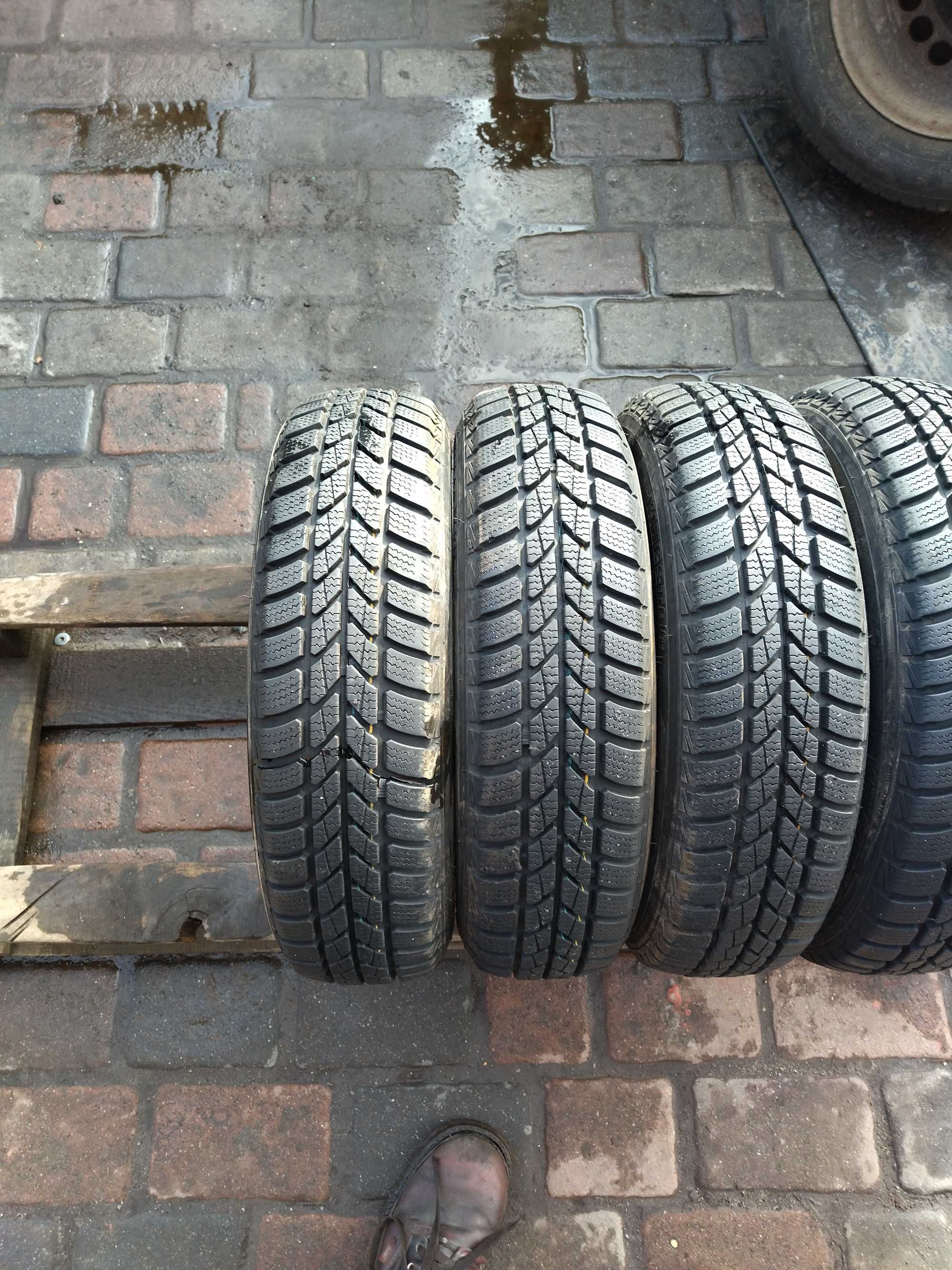 145/70R13 Kingstar Winter SW40 Dot 1919 4szt. zima 6mm.