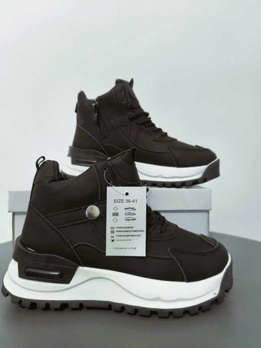 Buty damskie nowe czarne ciepłe ocieplane sportowe sneakersy 40