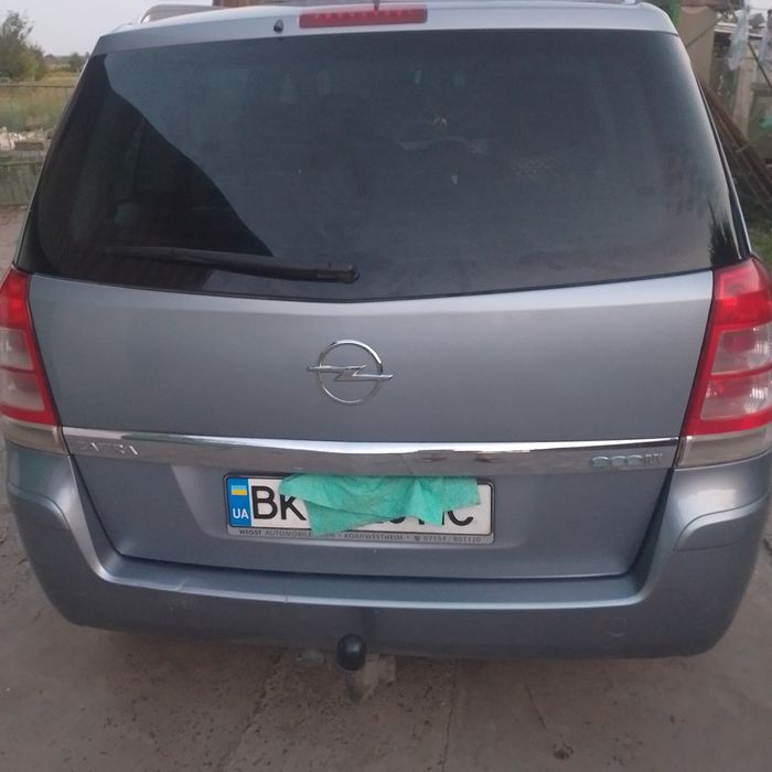 Продам Опель зафіра б ,1,7 дизель,пригнана з Німеччини 4,5рлки тому,