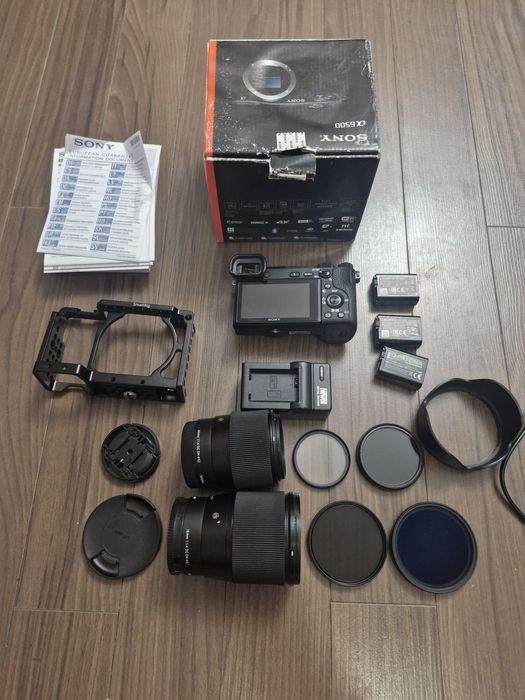 Sony A6500 + 2 obiektywy Sigma 16mm 1.4 i 30mm 1.4 C