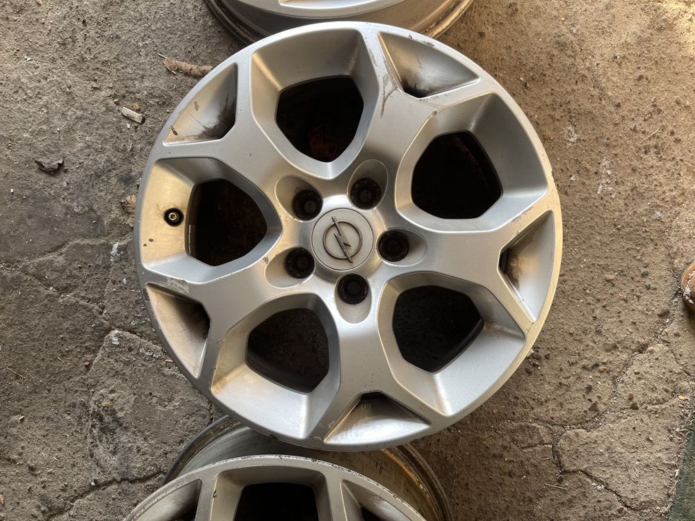 Alufelgi Opel borbet ET 37  6,5x16