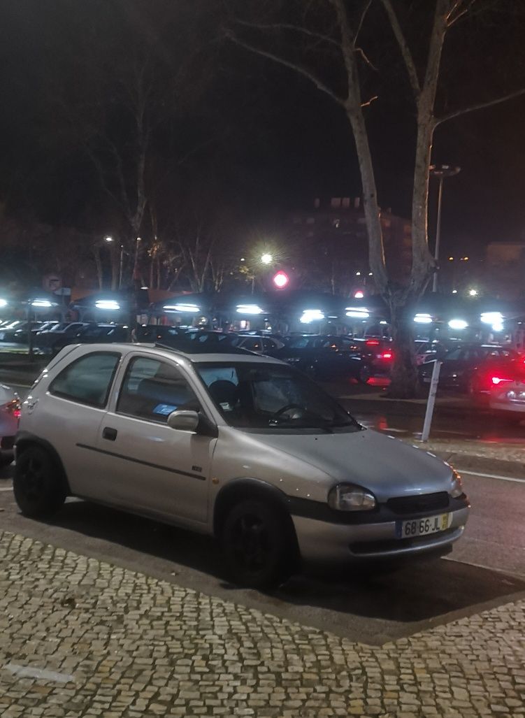 Opel corsa b 15 TD troco