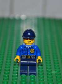 F0561. Figurka LEGO Town - cty0454 Police - City Officer