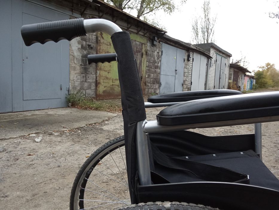 Инвалидная коляска