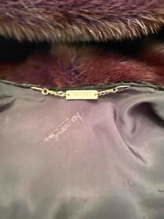 Продам норкову шубу