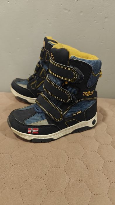 R. 26 buty zimowe Trollkids